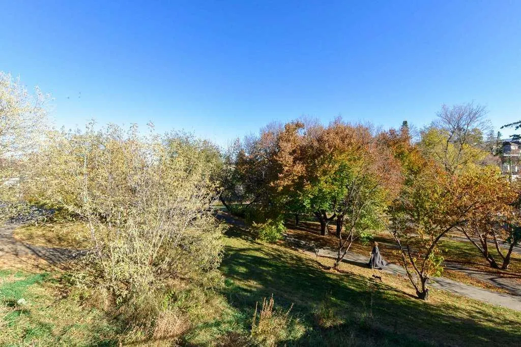 2220 16A Street SW, #204