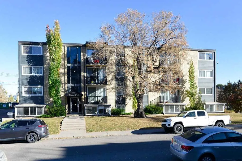 2220 16A Street SW, #204