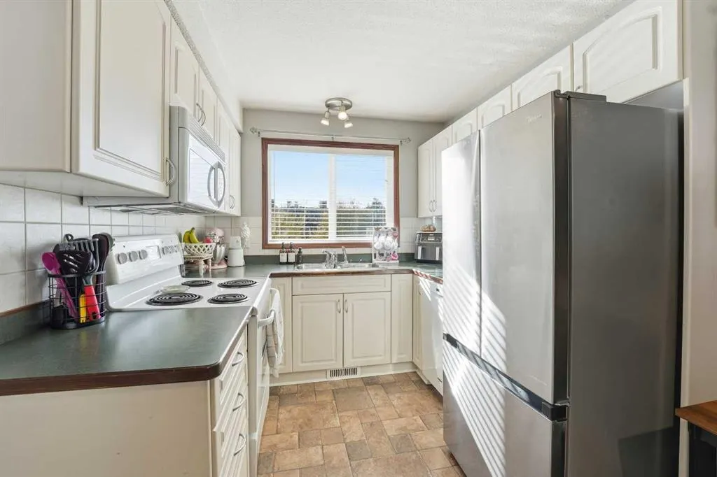 1 Fir Street, #18