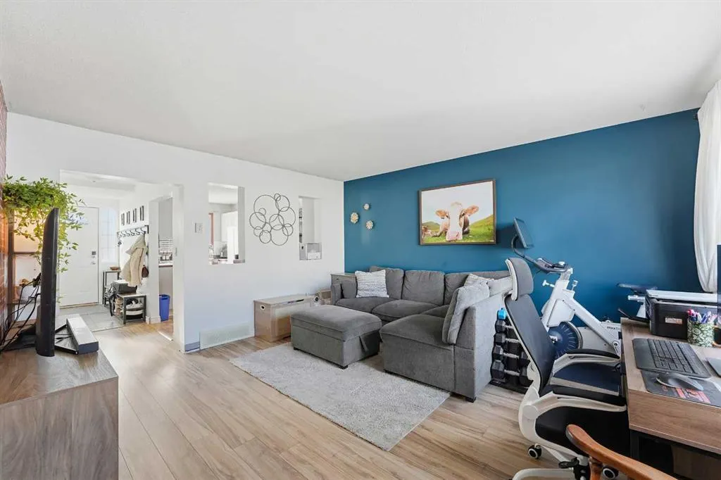 1 Fir Street, #18