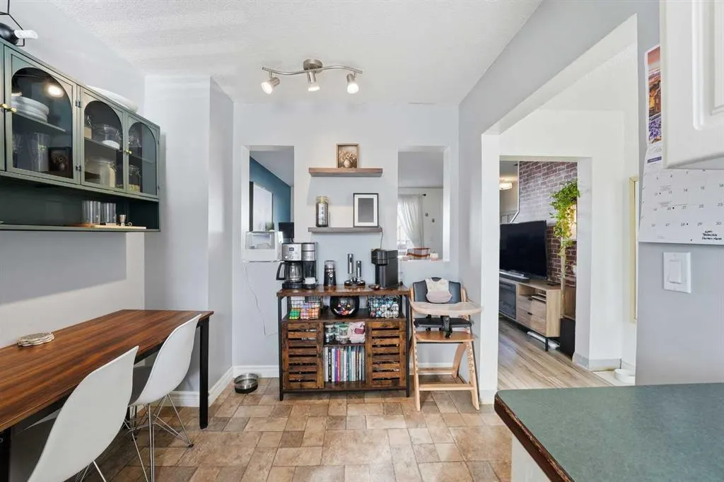 1 Fir Street, #18