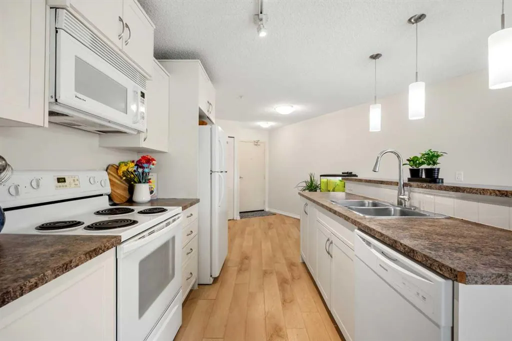 700 Willowbrook Road NW, #2121