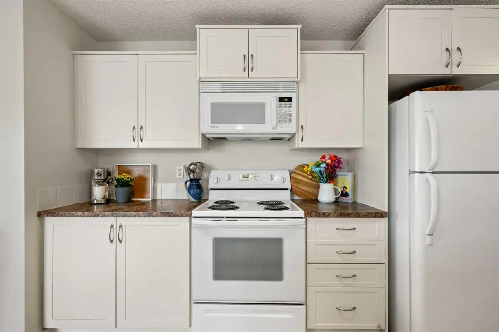 700 Willowbrook Road NW, #2121