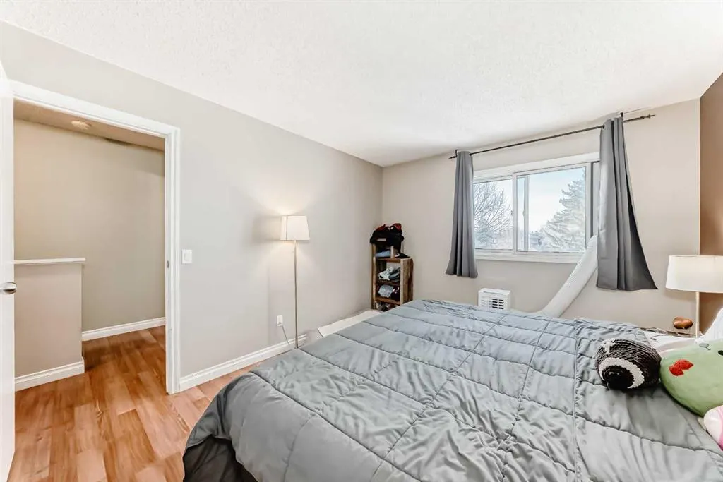 131 Templehill Drive NE, #17