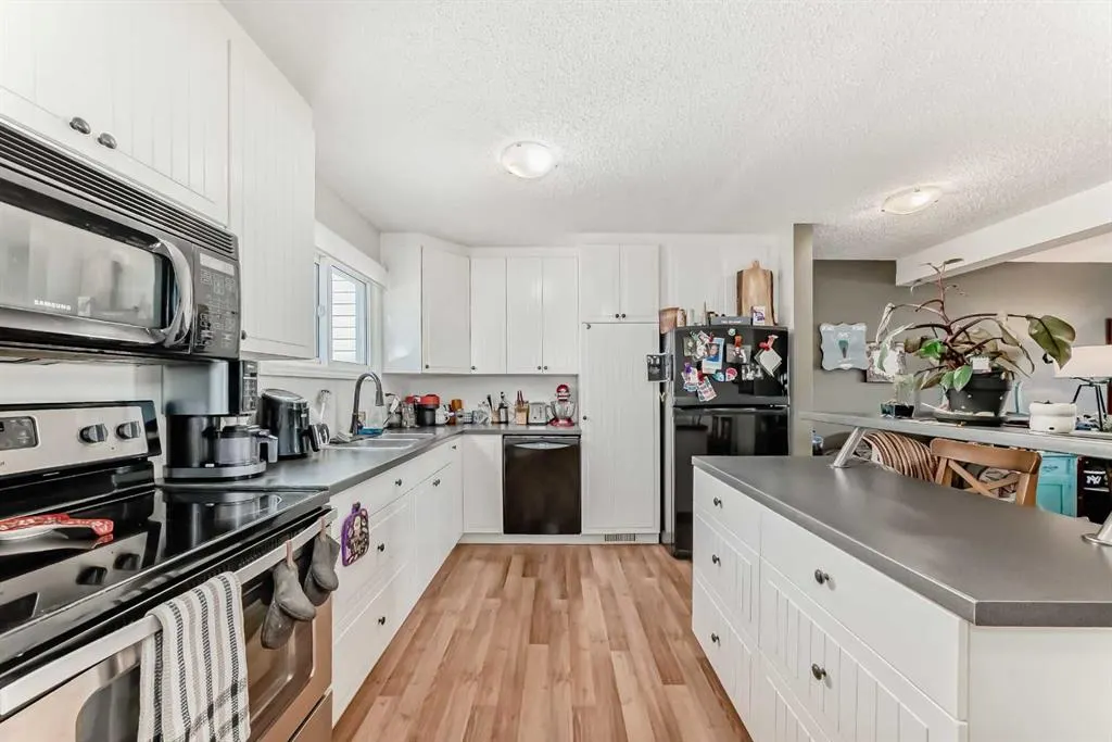 131 Templehill Drive NE, #17