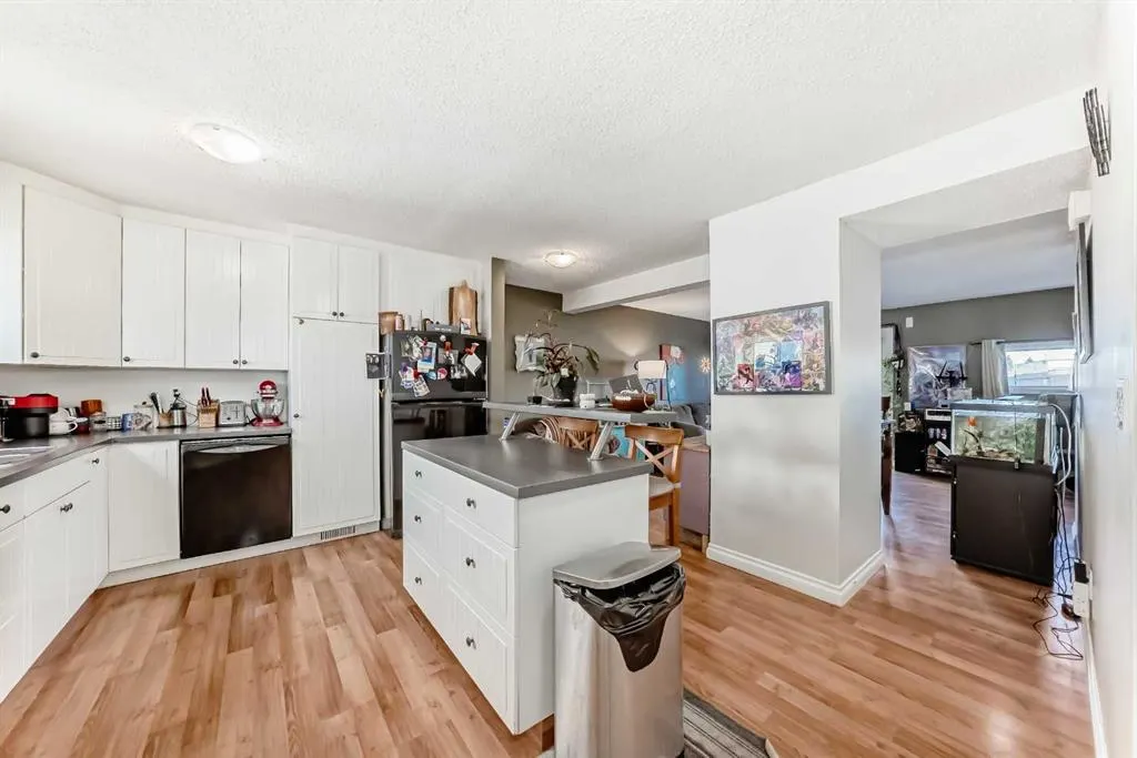 131 Templehill Drive NE, #17