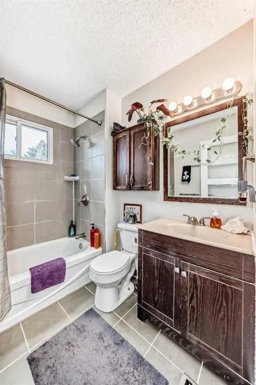 131 Templehill Drive NE, #17