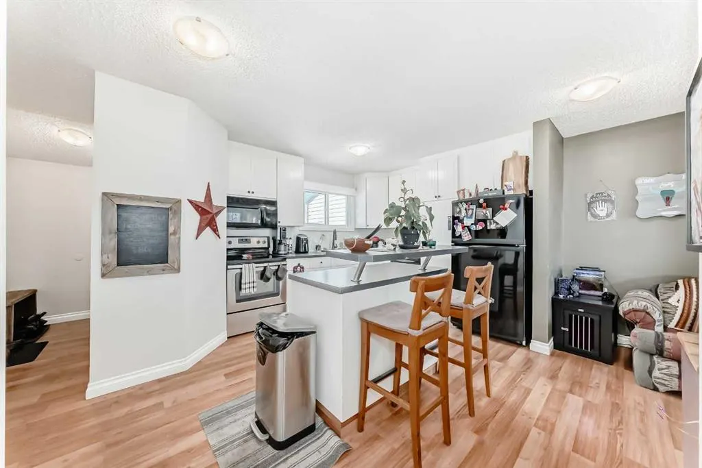 131 Templehill Drive NE, #17