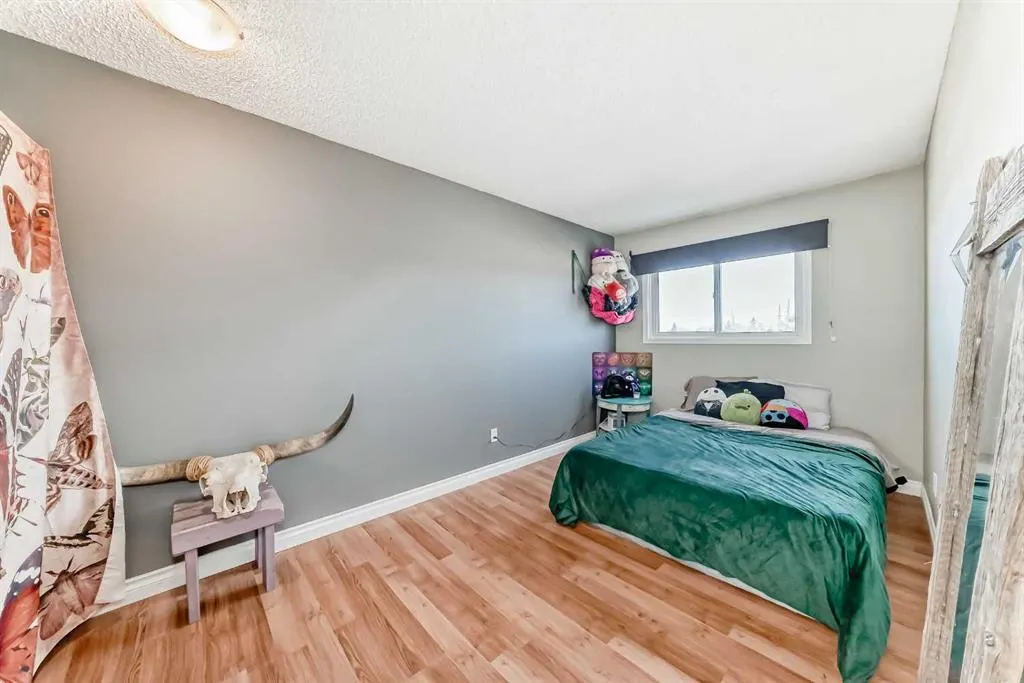 131 Templehill Drive NE, #17