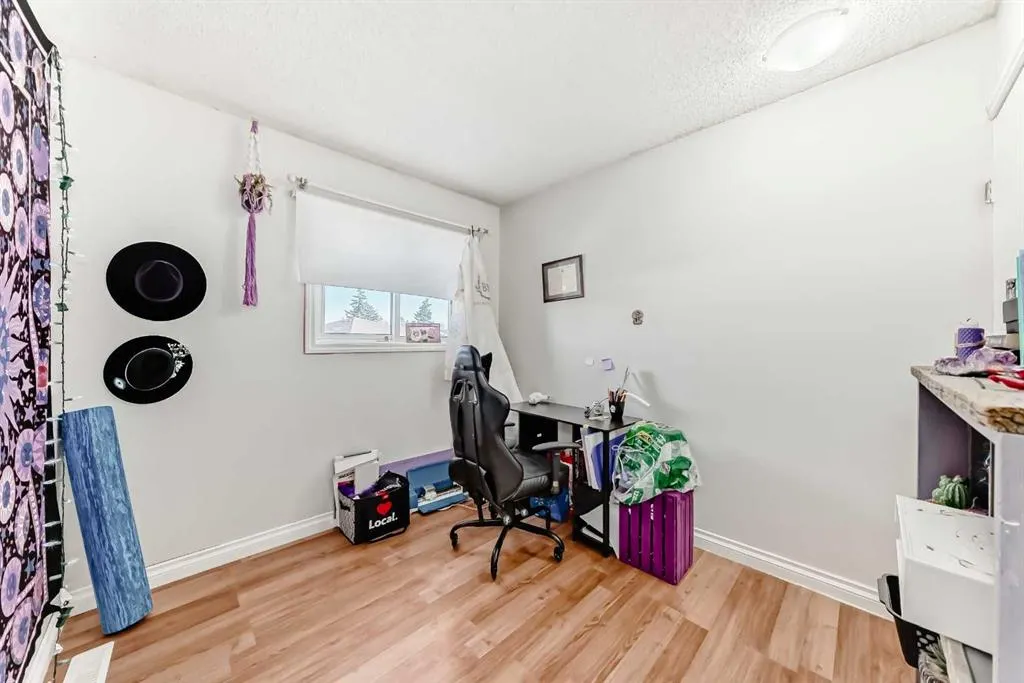 131 Templehill Drive NE, #17