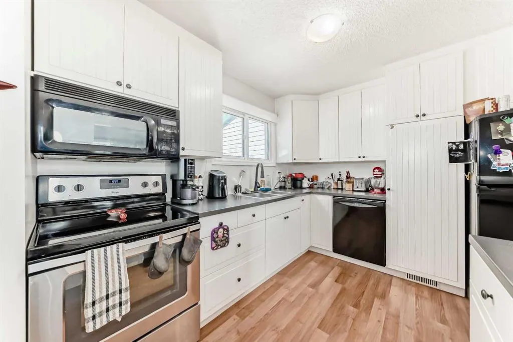 131 Templehill Drive NE, #17