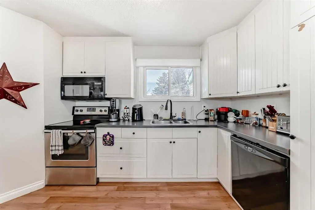 131 Templehill Drive NE, #17