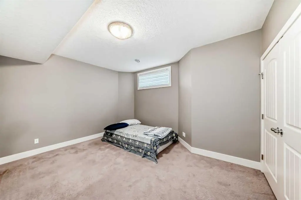 388 Kinniburgh Boulevard