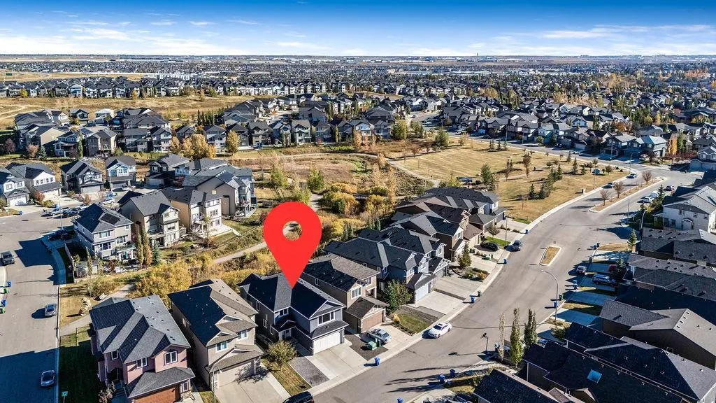 82 Panton View NW