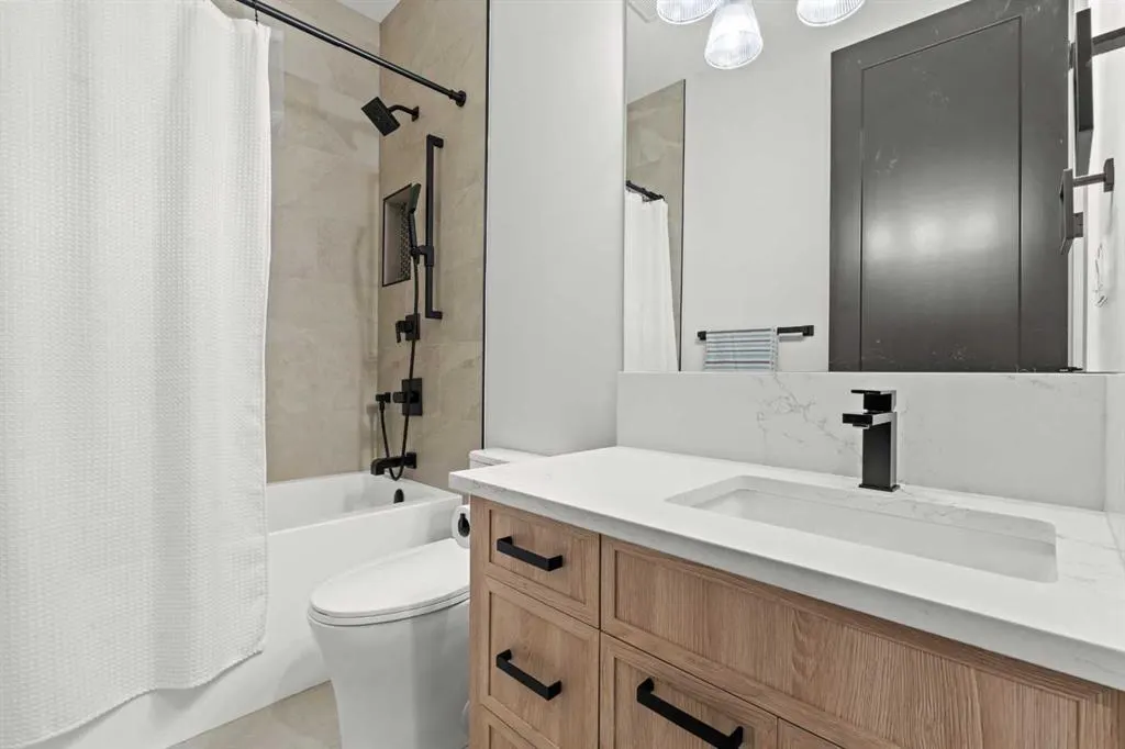 336 West Chestermere Drive