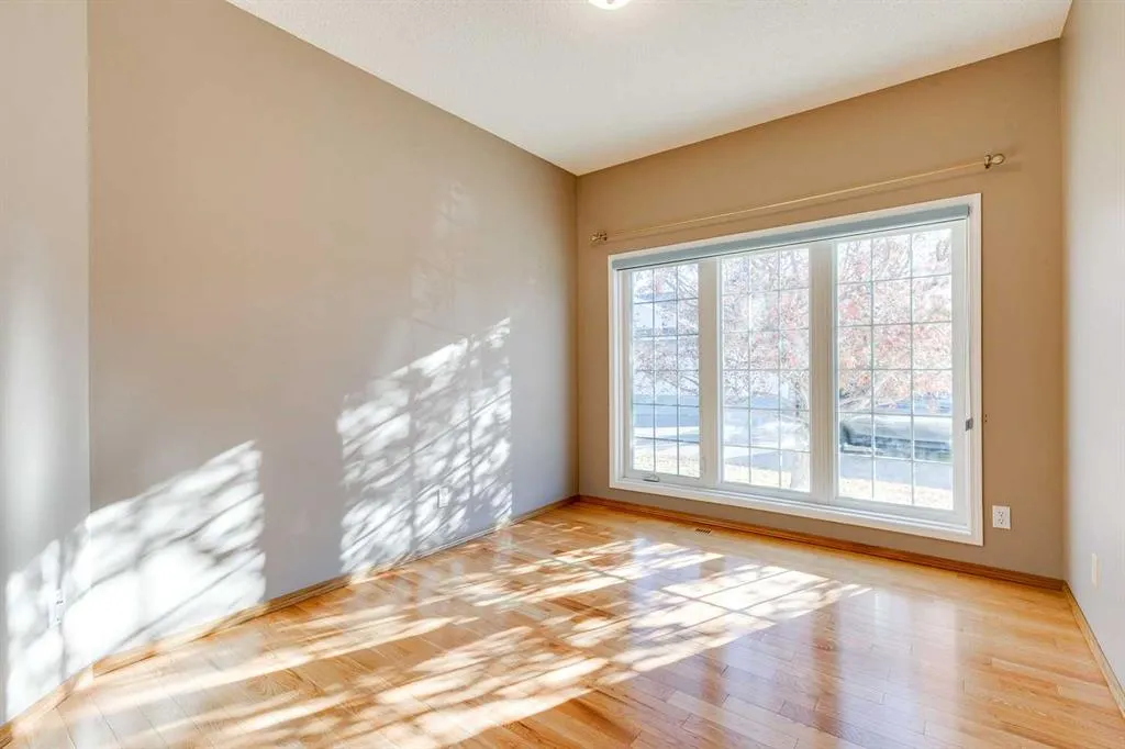 31 Douglasview Park SE