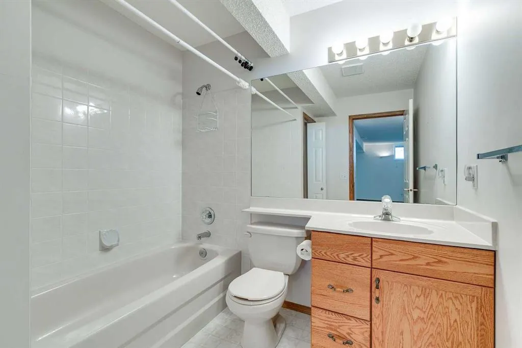 31 Douglasview Park SE