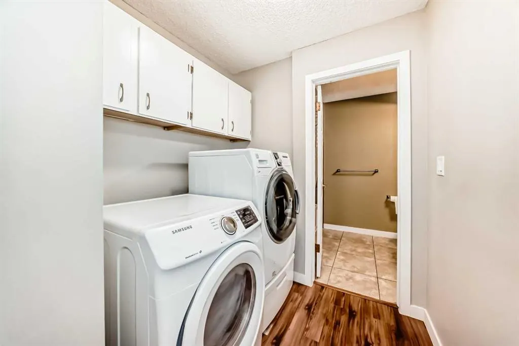 1001 68 Avenue SW, #210