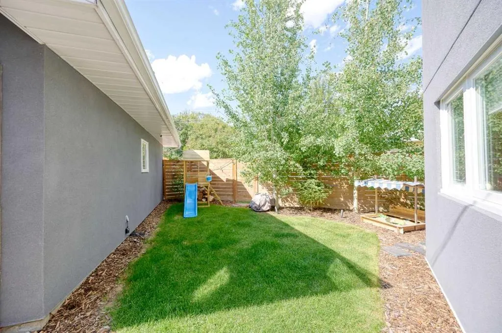 8027 Churchill Drive SW