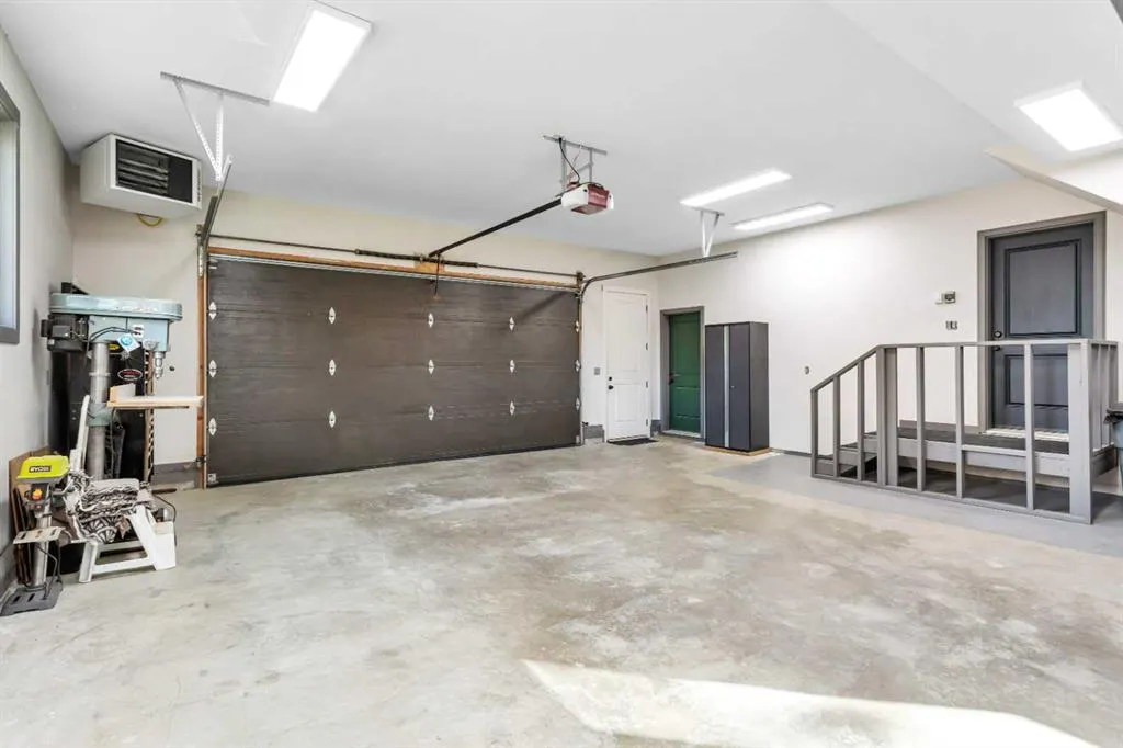 2210B Township Road 392