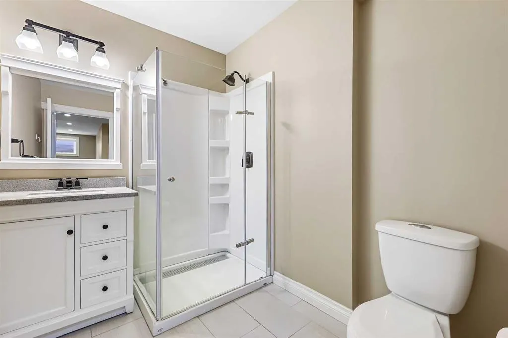 753 Fairways Green NW