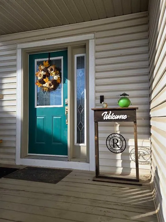 753 Fairways Green NW