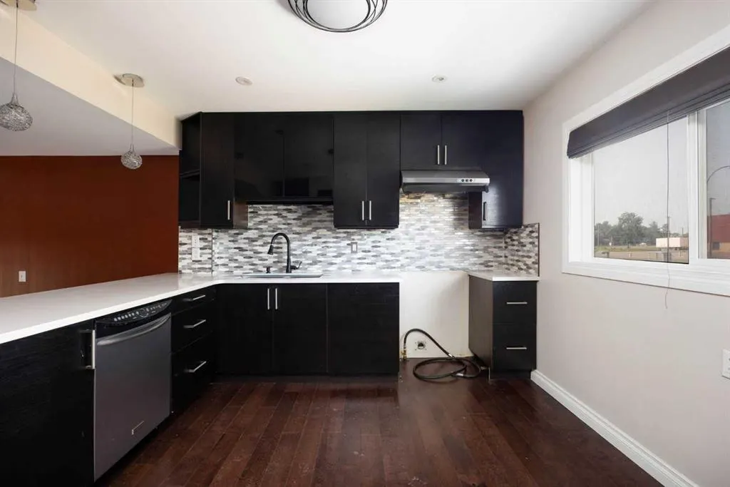 400 Silin Forest Road, #107