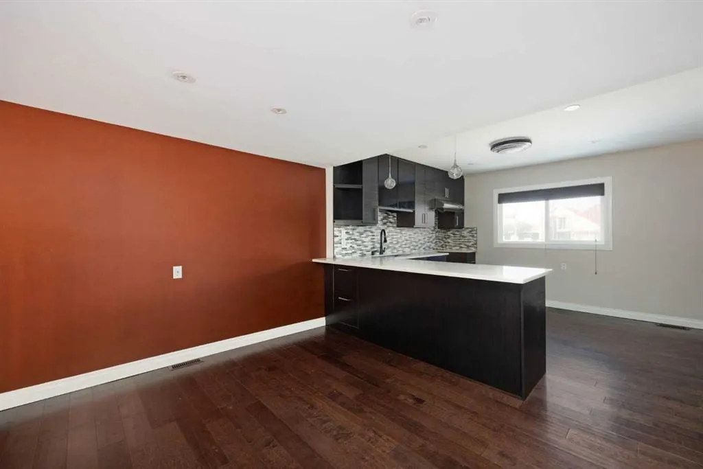 400 Silin Forest Road, #107