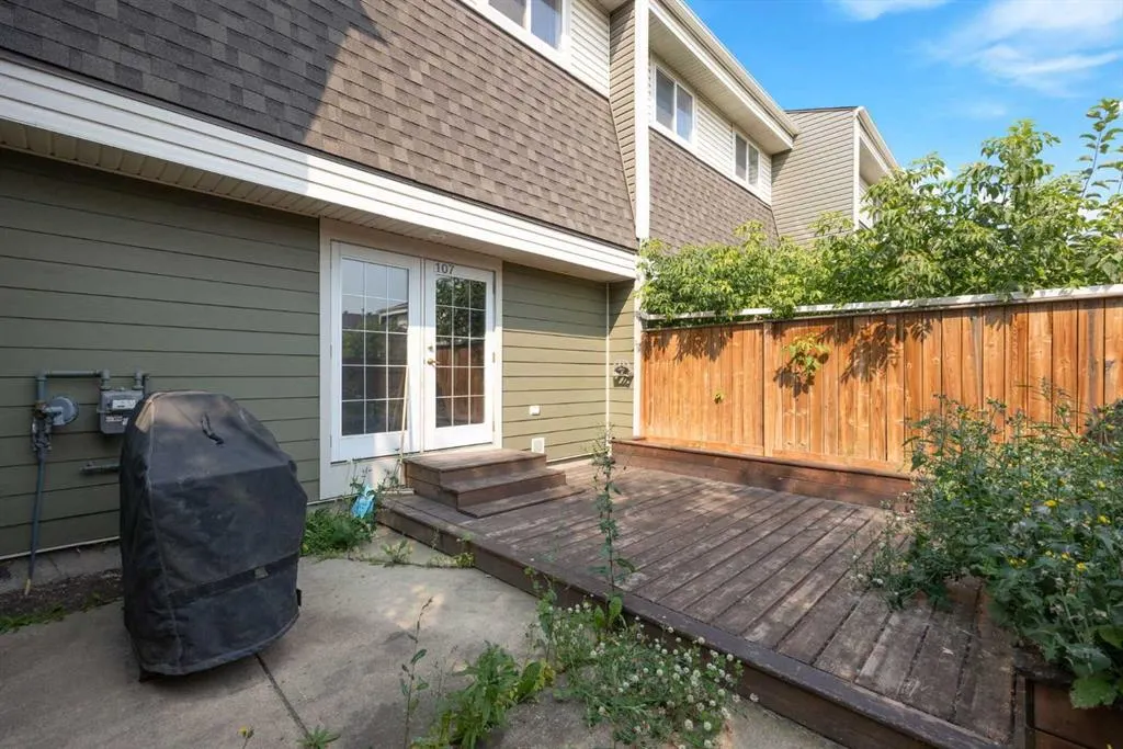 400 Silin Forest Road, #107