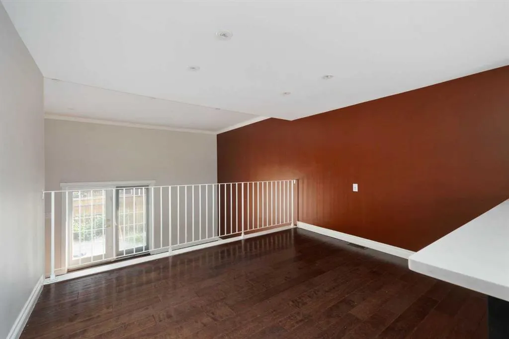400 Silin Forest Road, #107
