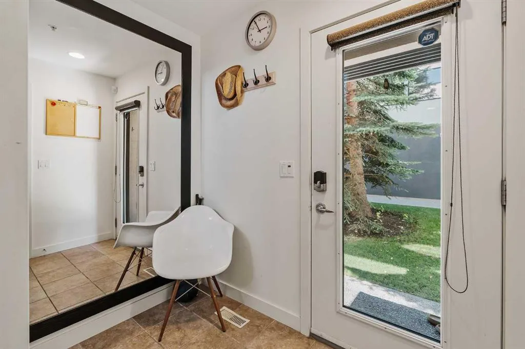 1720 12 Street SW, #105