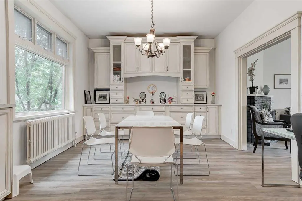 342 SUPERIOR Avenue SW