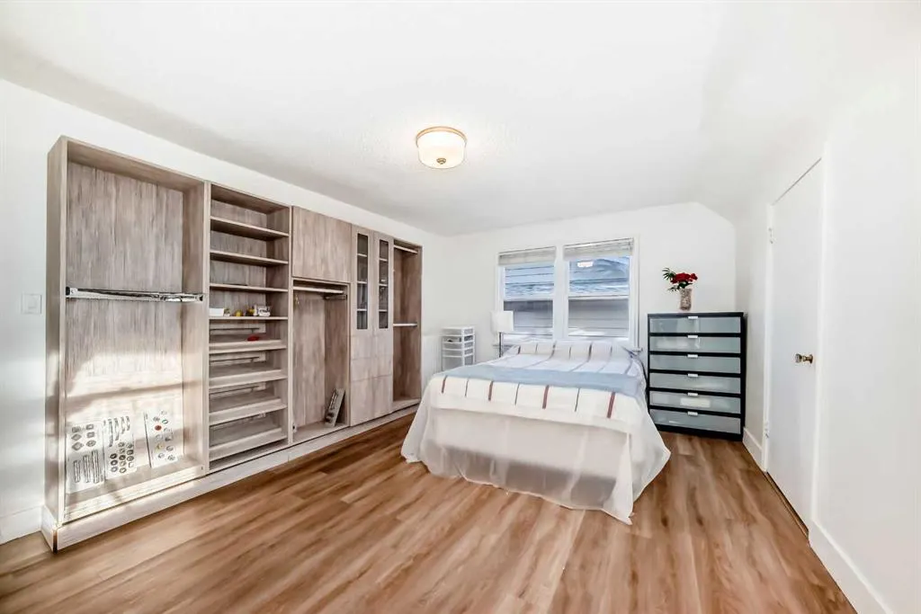 342 SUPERIOR Avenue SW