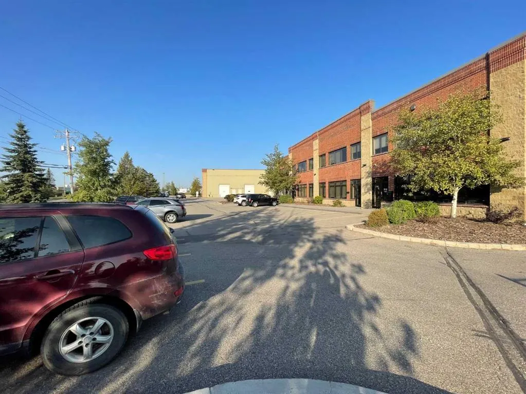 3750 46 Avenue SE, #101