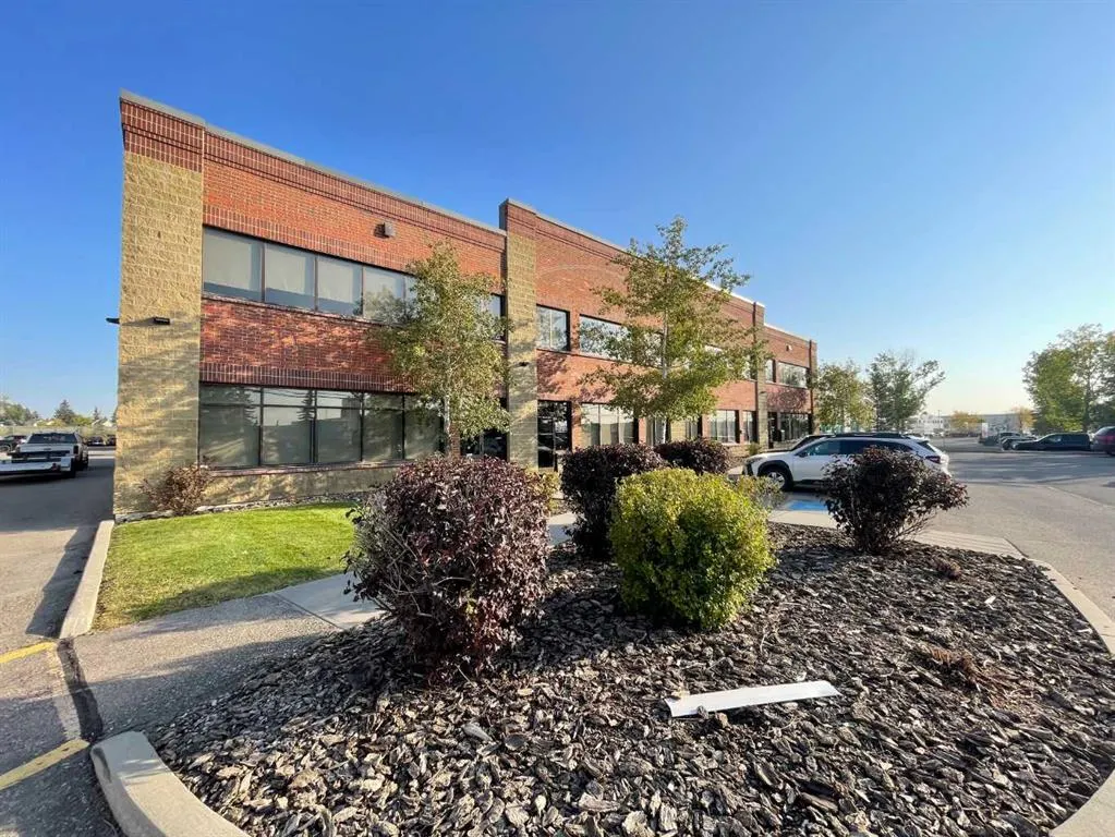 3750 46 Avenue SE, #101