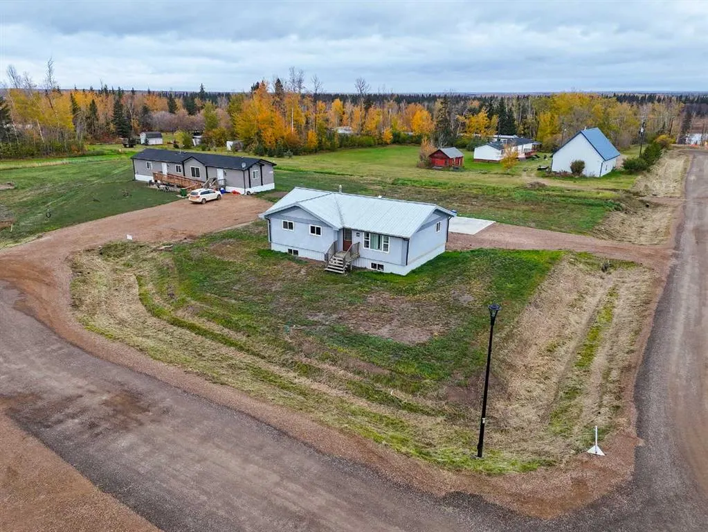 5702 44 Ave
