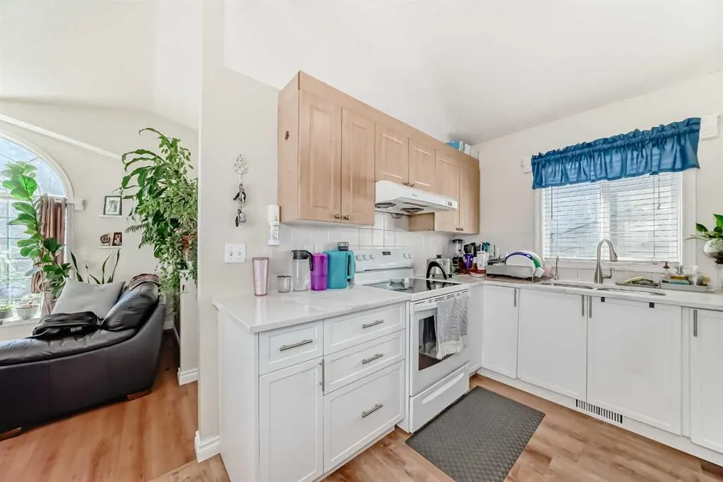 144 Taradale Drive NE