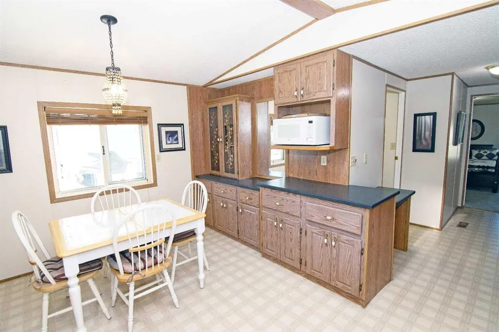 504 Home Place SE