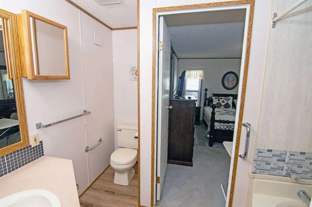 504 Home Place SE