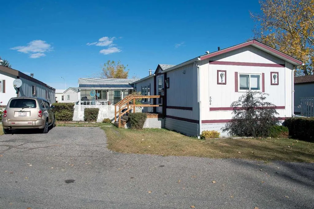 504 Home Place SE