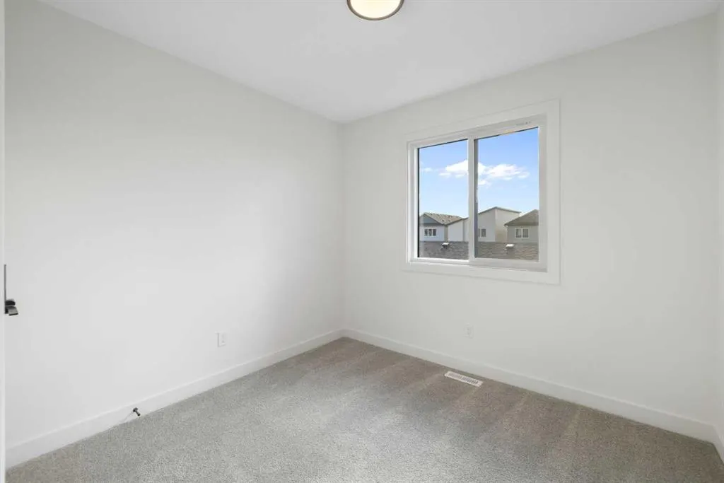 215 Belvedere Avenue SE