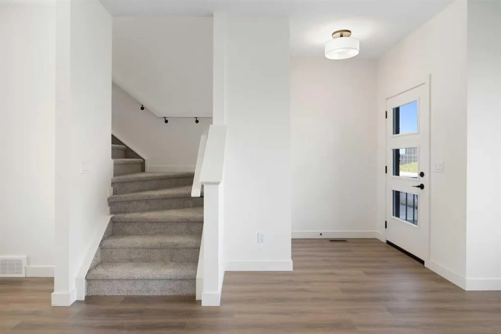 215 Belvedere Avenue SE