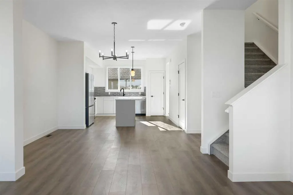 215 Belvedere Avenue SE