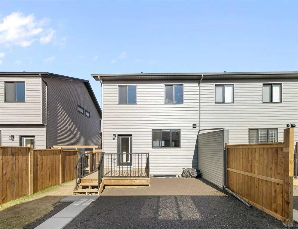 215 Belvedere Avenue SE