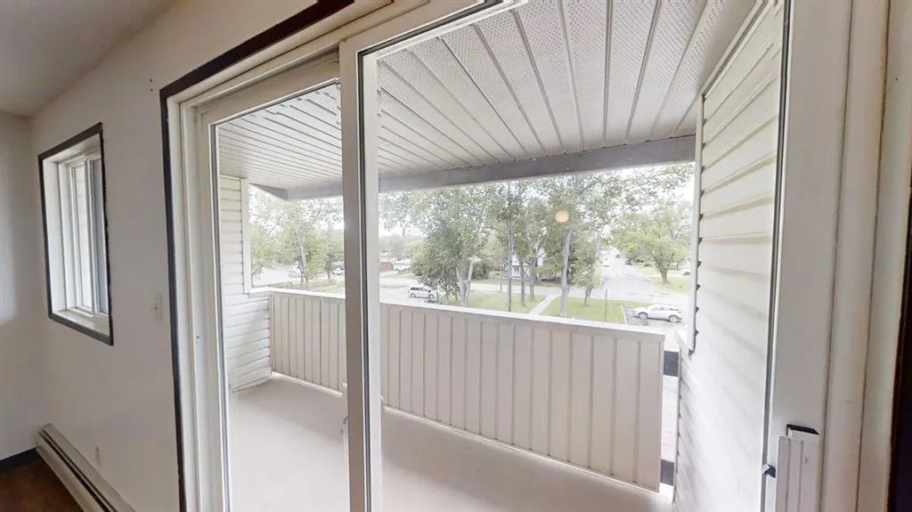 5117 44 Street, #301