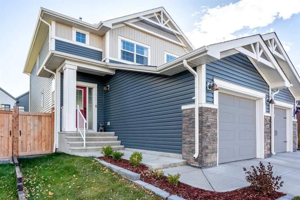 1823 Baywater Drive SW