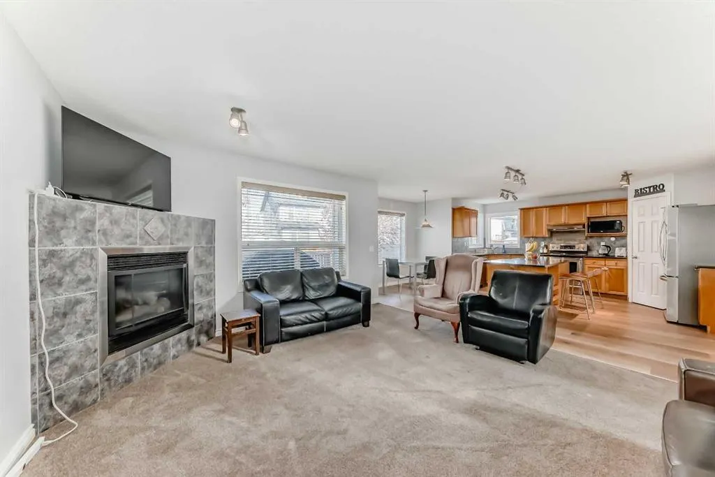 307 Panatella Court NW