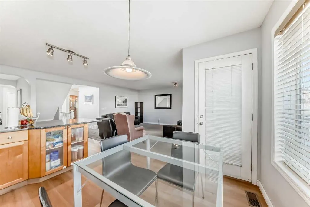 307 Panatella Court NW