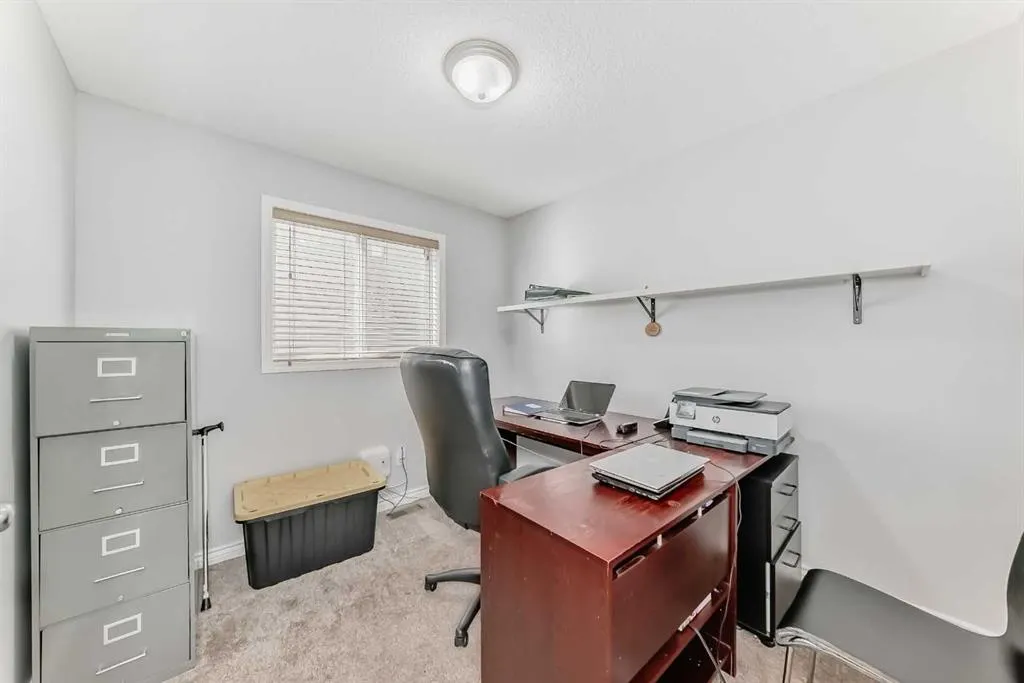 307 Panatella Court NW