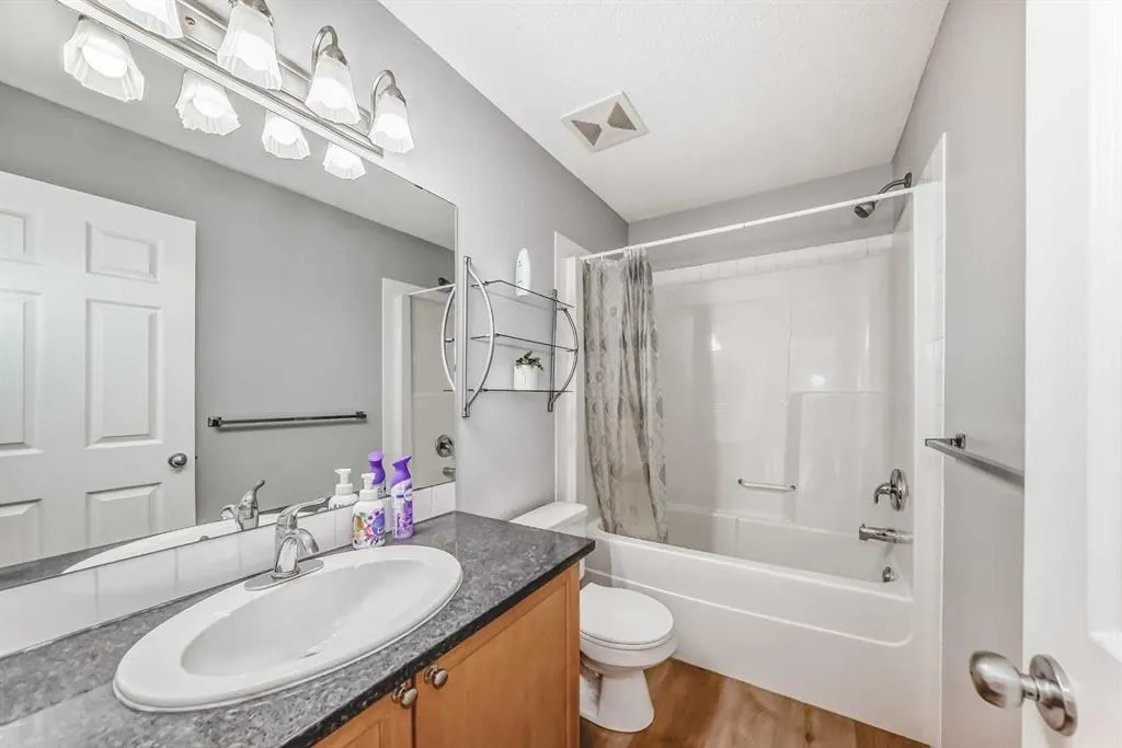 307 Panatella Court NW